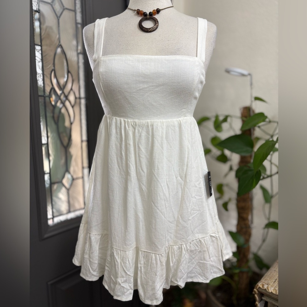 NWT Lulu's Darling Perfection White Tiered Tie-Back Mini Skater Dress | Size M - Picture 2 of 12